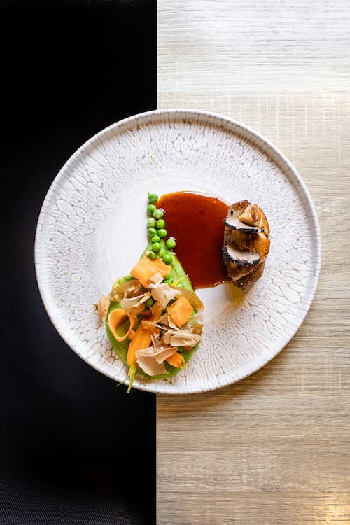Chic, secret et sans chichi : anatomie du parfait restaurant d’été au cœur d’Aix-en-Provence